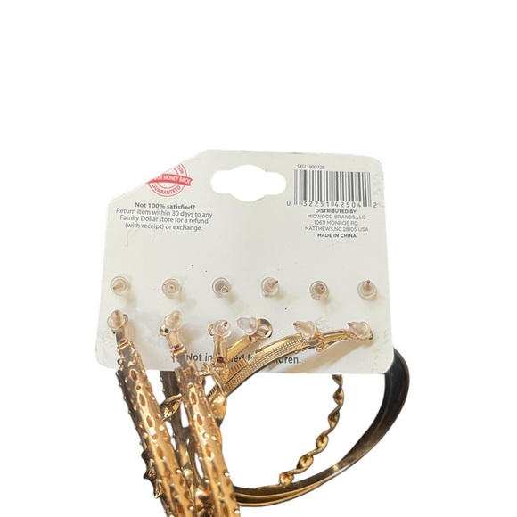 Just Be Earring Set for Women - Picture 4 of 4